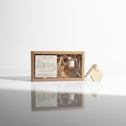 Car diffuser with packaging on a table