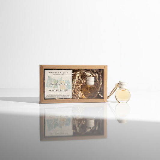 Car diffuser with packaging on a table